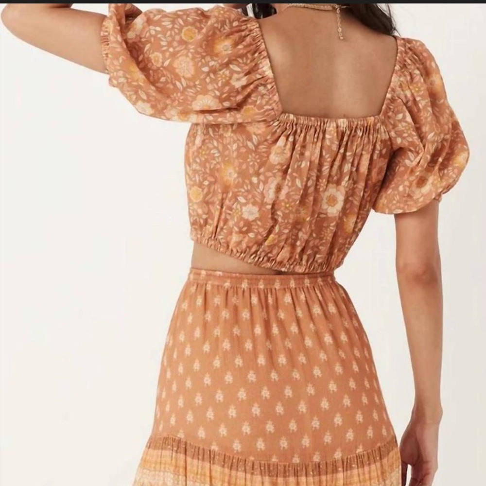 Spell And Gypsy X Revolve Utopia Cropped Blouse in cinnamon size XS - Picture 7 of 7